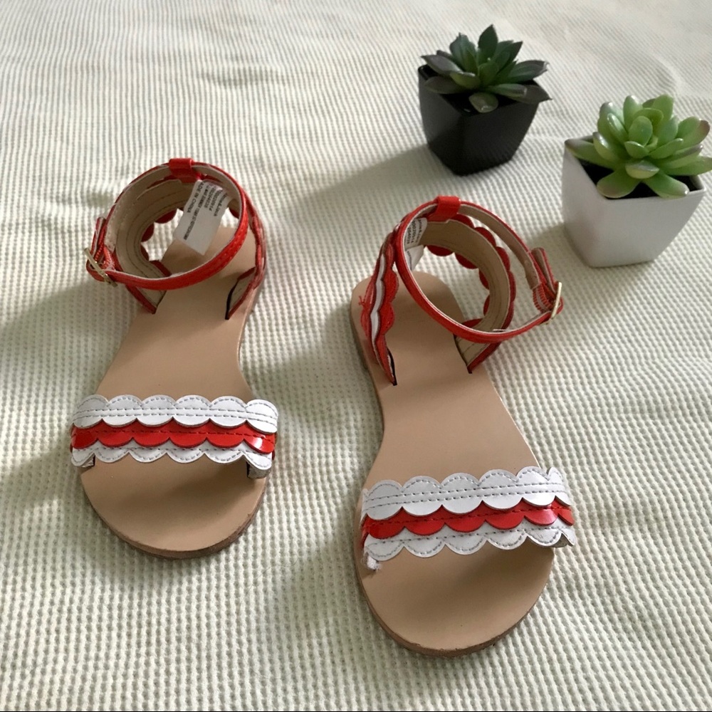 Janie and Jack toddler girls scalloped sandals